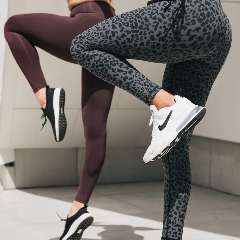 DYI Leopard Nightfall Leggings- Size M